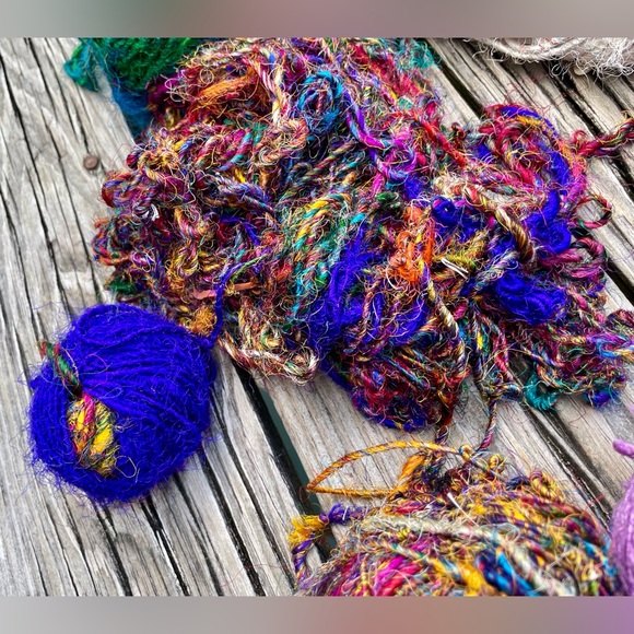 Huge Lot New Preowned 100% Silk Yarn Tibet Overseas Order Authentic Silk Knit - Picture 11 of 13